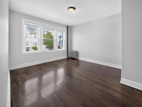 86 West 45th Street Bayonne NJ 07002