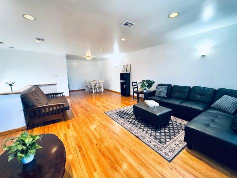 162 West 53rd Street Bayonne NJ 07306-2407
