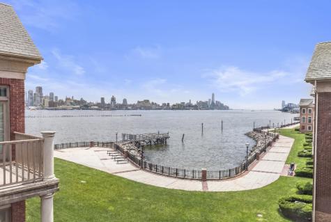 36 Regency Place Weehawken NJ 07086