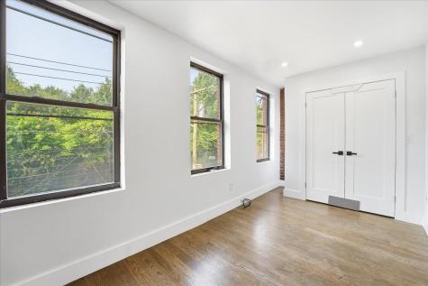 216 6th Street Jersey City NJ 07302