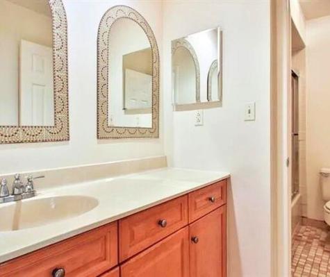 700 Mainsail Lane Secaucus NJ 07094