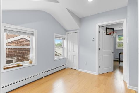 38 Woodcliff Avenue North Bergen NJ 07047