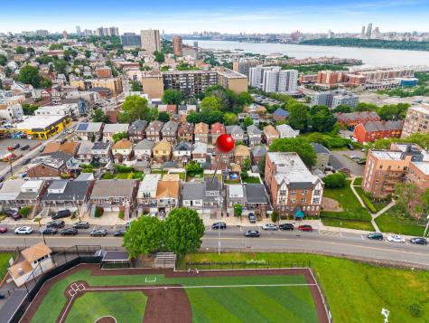 38 Woodcliff Avenue North Bergen NJ 07047