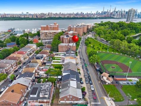 38 Woodcliff Avenue North Bergen NJ 07047