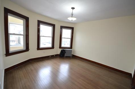 413 Davis Avenue Harrison NJ 07029