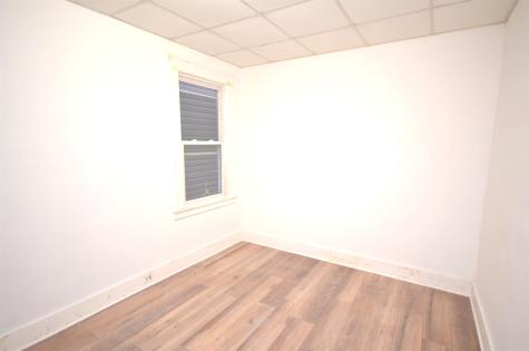 413 Davis Avenue Harrison NJ 07029