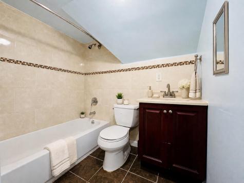 13 West 51st Street Bayonne NJ 07002