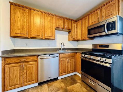 13 West 51st Street Bayonne NJ 07002