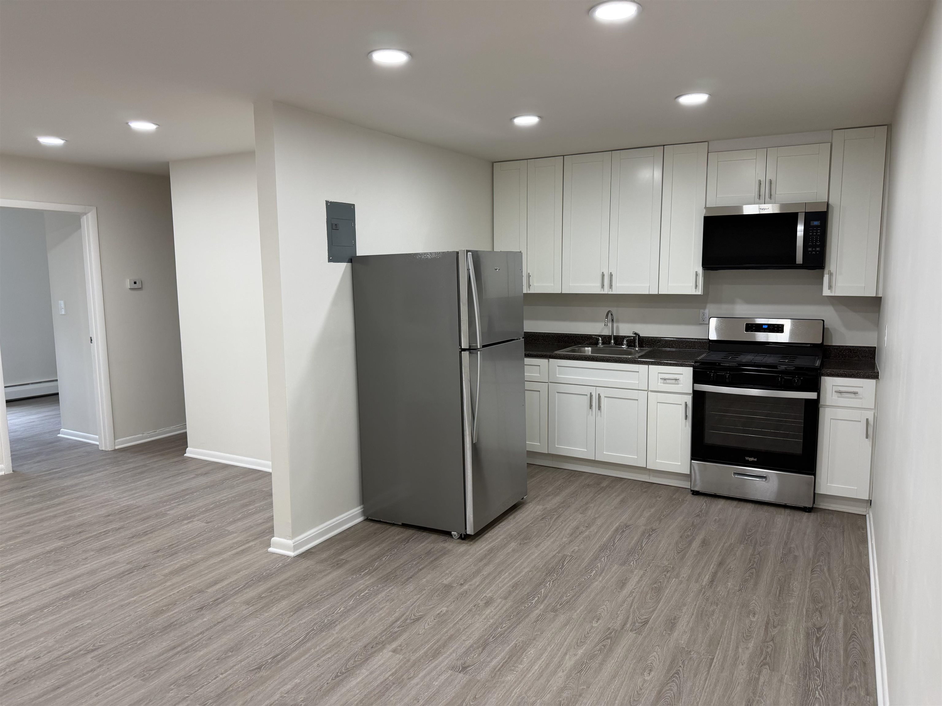 423 Avenue C Bayonne NJ 07002