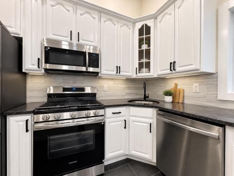 32 West 19th Street Bayonne NJ 07002