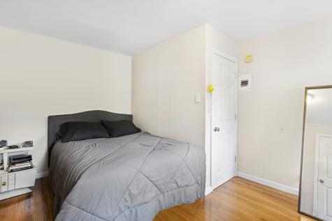 214 Grand Street Jersey City NJ 07302