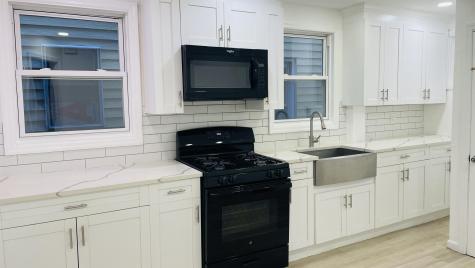 22 West 35th Street Bayonne NJ 07002