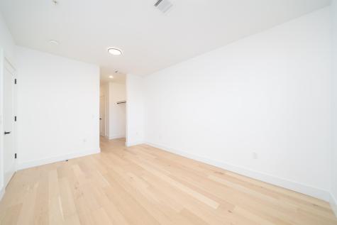 649 38th Street Union City NJ 07086