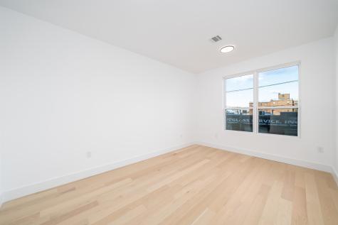 649 38th Street Union City NJ 07086