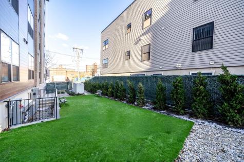 649 38th Street Union City NJ 07086