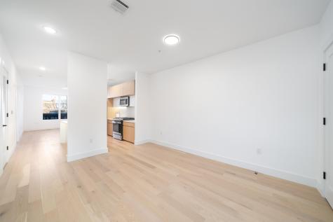 649 38th Street Union City NJ 07086