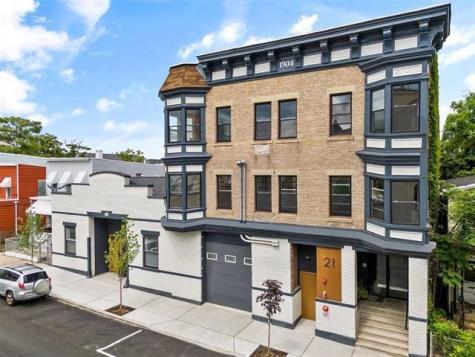 21 West 20th Street Bayonne NJ 07002