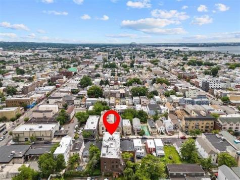 21 West 20th Street Bayonne NJ 07002