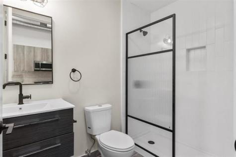 21 West 20th Street Bayonne NJ 07002