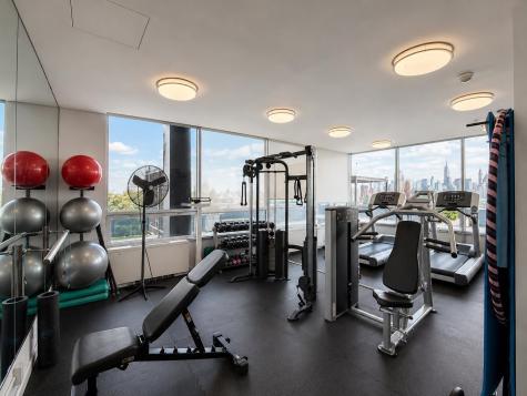 6050 Boulevard East West New York NJ 07096