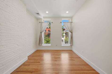 213 York Street Jersey City NJ 07302
