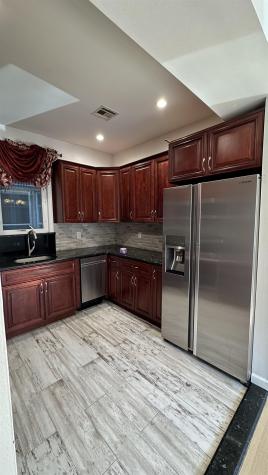 275 Avenue A Bayonne NJ 07002