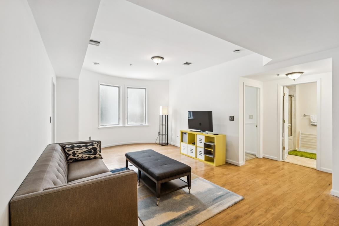 515 Gregory Avenue Weehawken NJ 07086