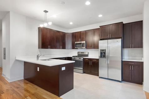 136 Oakland Avenue Jersey City NJ 07306