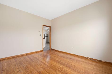 39 West 51st Street Bayonne NJ 07002
