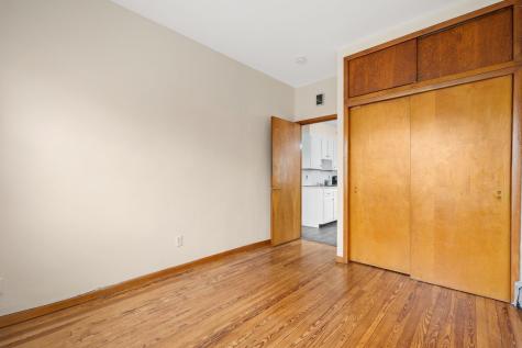 39 West 51st Street Bayonne NJ 07002