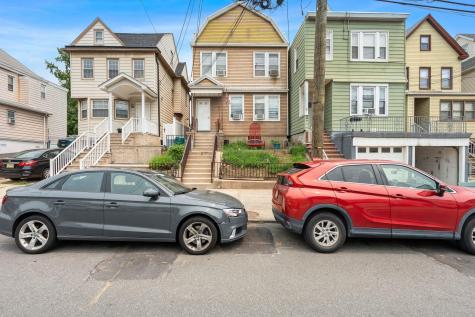 39 West 51st Street Bayonne NJ 07002