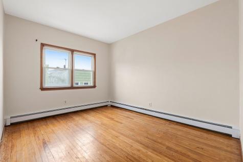39 West 51st Street Bayonne NJ 07002