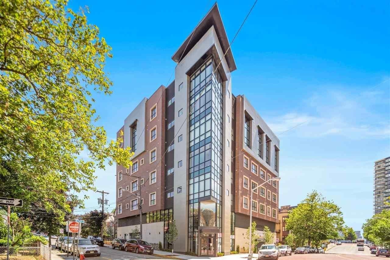 6025 Boulevard East West New York NJ 07093