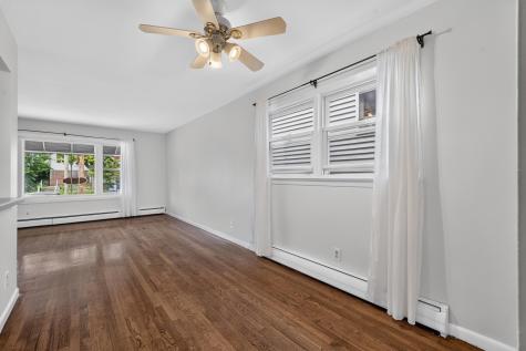 696 Avenue E Bayonne NJ 07002