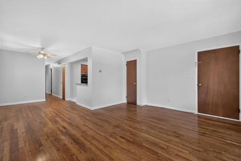 696 Avenue E Bayonne NJ 07002