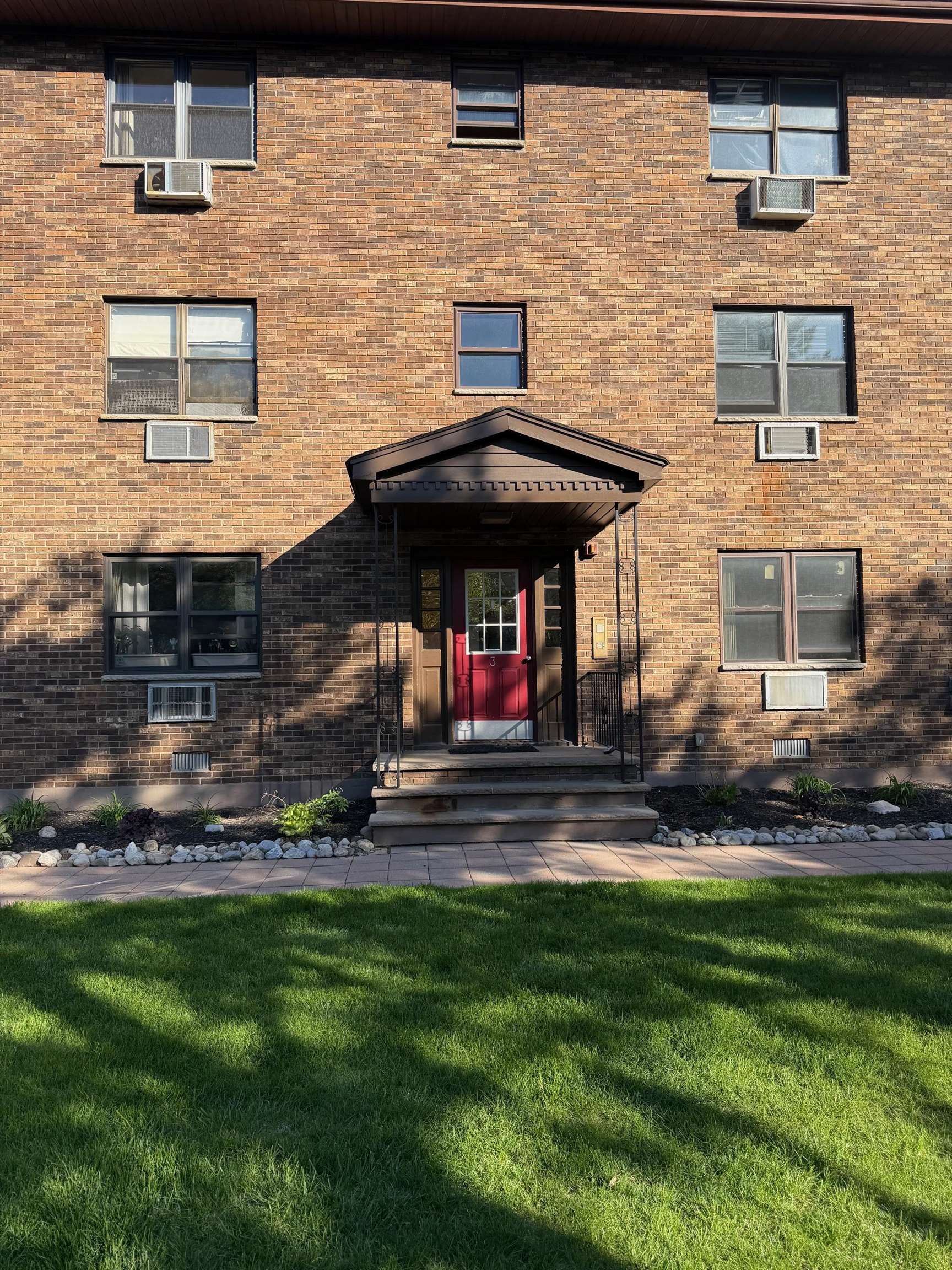 729 10th Street Secaucus NJ 07094