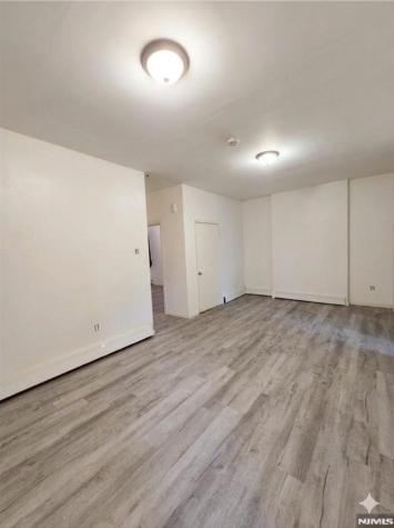 20 North 7th Street Paterson NJ 07522
