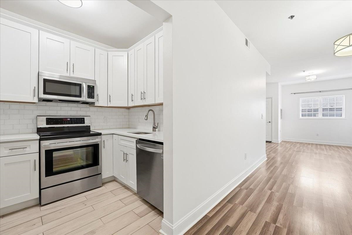 318 54th Street West New York NJ 07093