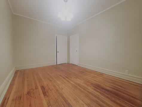 7612 Park Avenue North Bergen NJ 07047