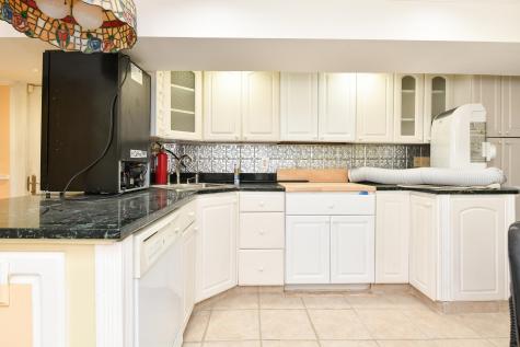 610 Columbia Avenue North Bergen NJ 07047