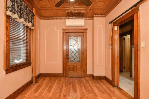 610 Columbia Avenue North Bergen NJ 07047