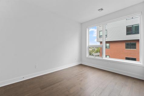 260 Avenue E Bayonne NJ 07002