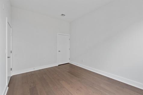 260 Avenue E Bayonne NJ 07002