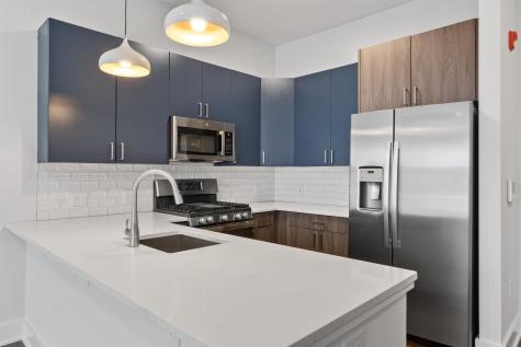 260 Avenue E Bayonne NJ 07002