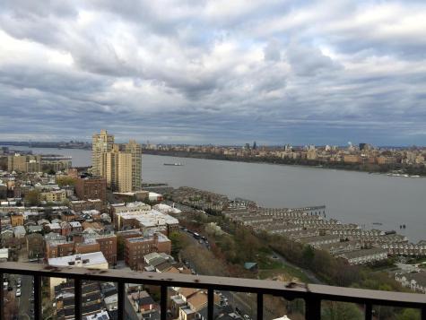 6040 Boulevard East West New York NJ 07093