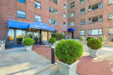 6515 Boulevard East West New York NJ 07093