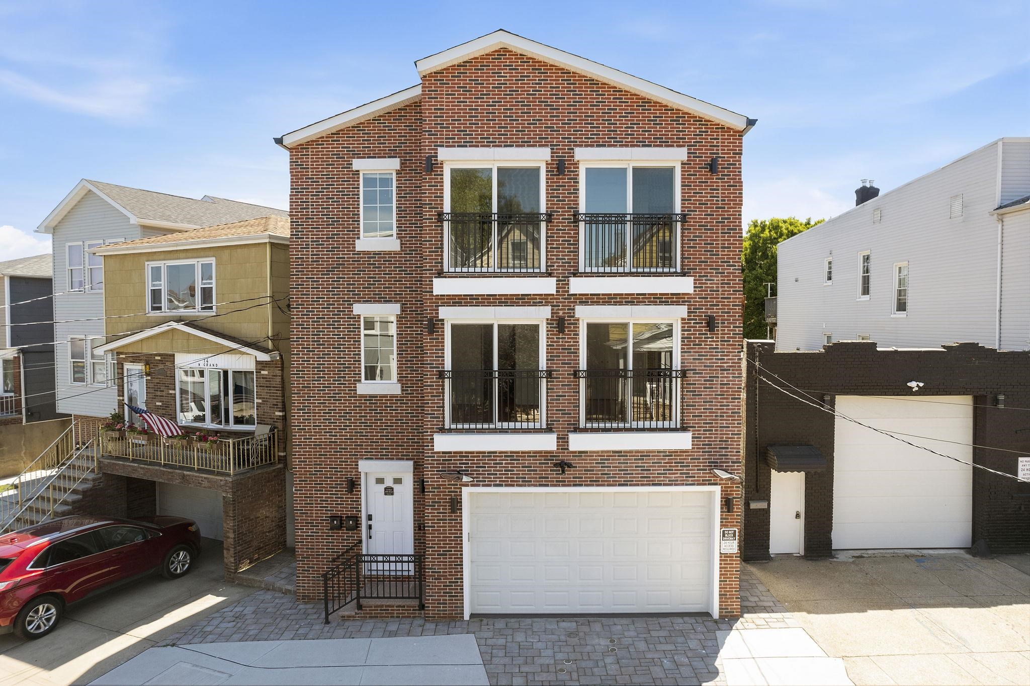 14 West 49th Street Bayonne NJ 07002
