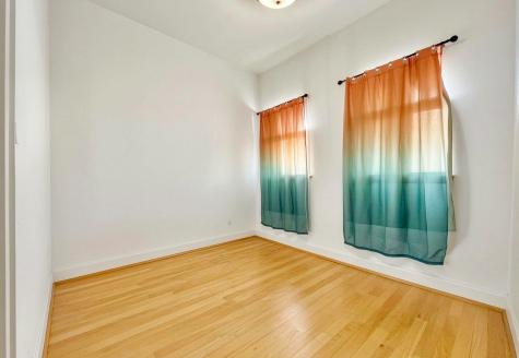 4 Beacon Way Jersey City NJ 07302