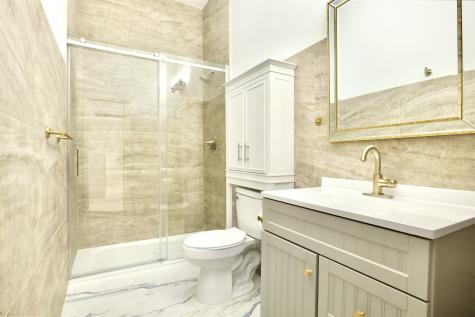 498 Avenue A Bayonne NJ 07002