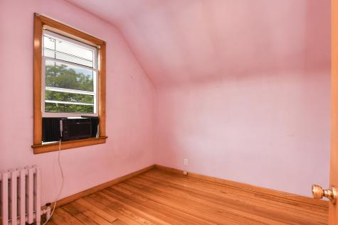 241 Maple Street Secaucus NJ 07094
